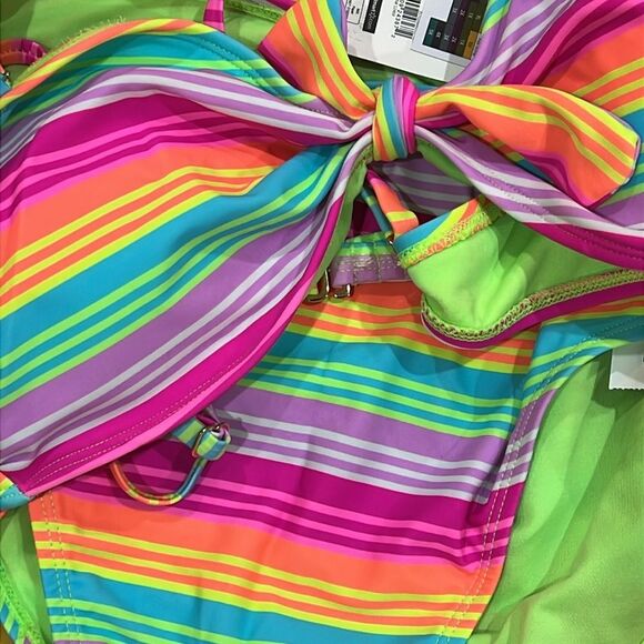 8 Bikini Sets Swimwear Mystery Box (See Pics) - Picture 2 of 9